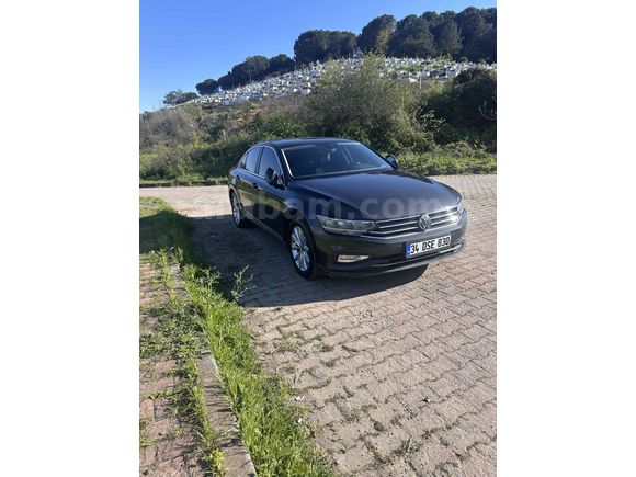 Sahibinden Volkswagen Passat 1.6 TDi Business 2020 Model İstanbul 140.000 km Füme