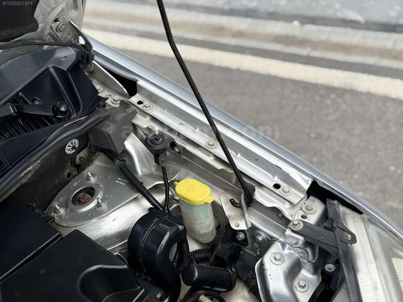 CELAL OTODAN ÇOK TEMİZ 2011 MODEL 75,LİK FORD CONNET