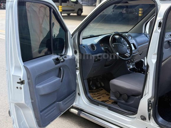 CELAL OTODAN ÇOK TEMİZ 2011 MODEL 75,LİK FORD CONNET