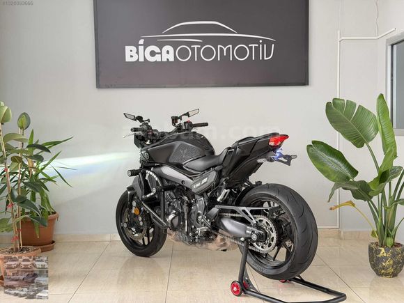 ''BİGA OTOMOTİV'' YAMAHA MT-09 AKSESUARLI & HATASIZ