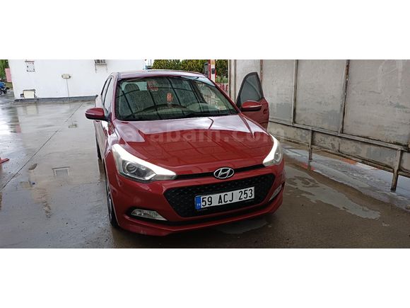 Sahibinden Hyundai i20 1.2 MPI Style 2015 Model Tekirdağ 138.000 km Kırmızı