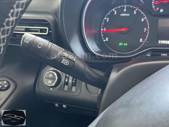 2020 MODEL CAM TAVAN BOYASIZ OPEL COMBO EXCELLENCE 1.5 D 130 HP