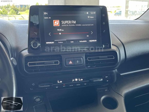 2020 MODEL CAM TAVAN BOYASIZ OPEL COMBO EXCELLENCE 1.5 D 130 HP