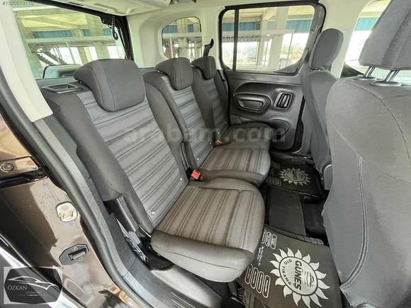 2020 MODEL CAM TAVAN BOYASIZ OPEL COMBO EXCELLENCE 1.5 D 130 HP