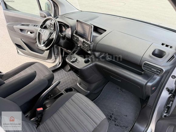 2021 ÇIKIŞ OPEL COMBO DİZEL OTOMOTİK CAM TAVAN ŞERİT TKP KÖR NOK