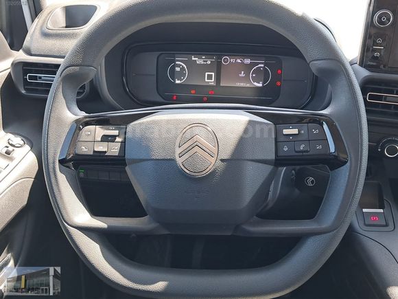 RENAULT GÜRSES'DE 2024 CITROEN BERLINGO 1.5 BLUEHDI FEEL BOLD