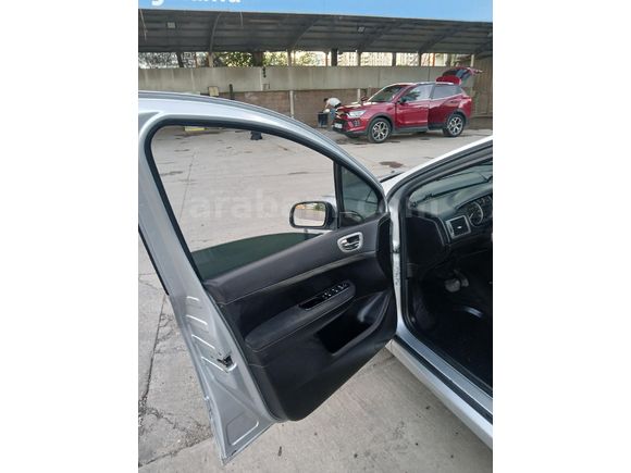 Sahibinden Peugeot 307 1.6 Technoplus 2004 Model