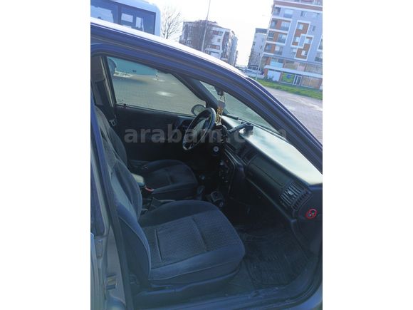 Sahibinden Opel Vectra 2.0 CD 1996 Model  370.000 km Gri