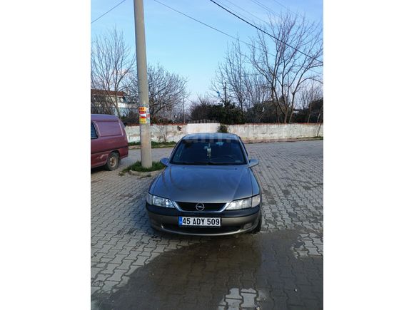 Sahibinden Opel Vectra 2.0 CD 1996 Model  370.000 km Gri