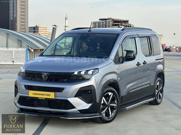 FURKAN | 2025 MODEL PEUGEOUT RİFTER GT EKSTRALI 2500KM HATASIZ