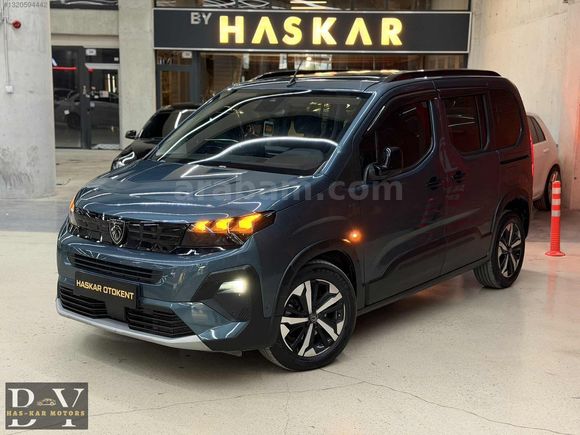 HATASIZ~BOYASIZ~33BİN KM~HAYALET~DİREKSİYON ISITMA~KEYLESS