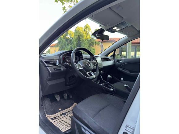 Sahibinden Renault Clio 1.0 TCe Touch 2023 Model 