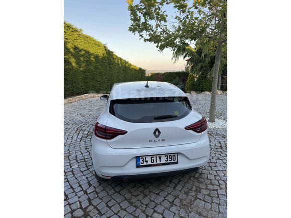 Sahibinden Renault Clio 1.0 TCe Touch 2023 Model 