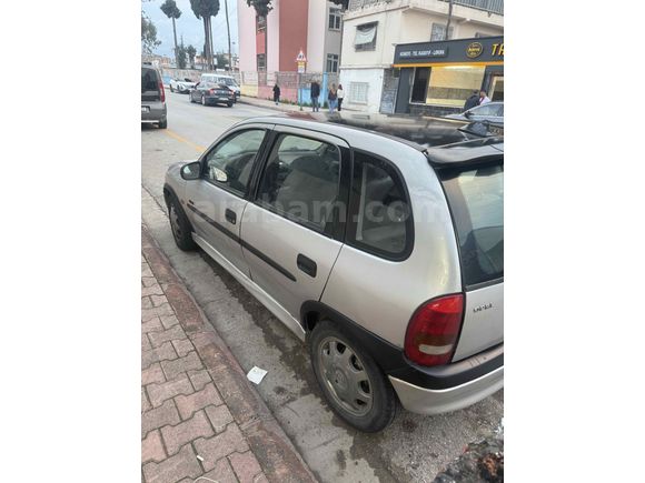 Acil opel corsa klımalı