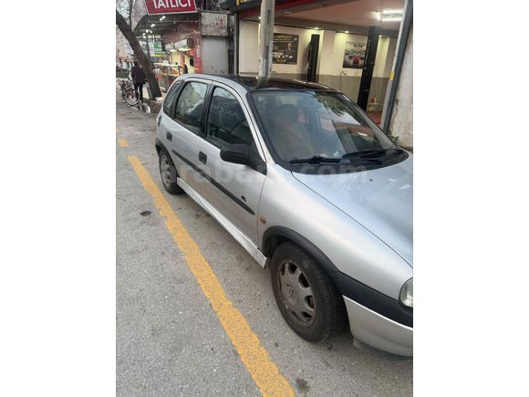 Acil opel corsa klımalı