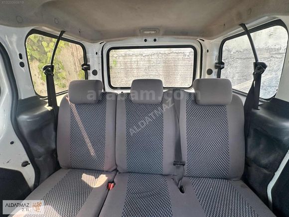 ALDATMAZ'DAN 2007 FORD CONNECT 1.8 TDCİ CAMLIVAN 4+1 75 HP