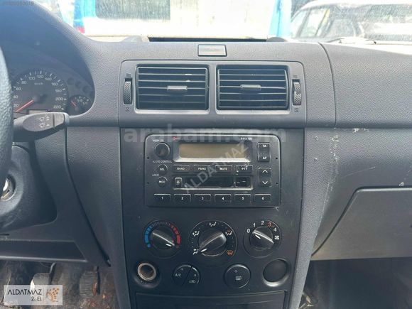 ALDATMAZ'DAN 2007 FORD CONNECT 1.8 TDCİ CAMLIVAN 4+1 75 HP