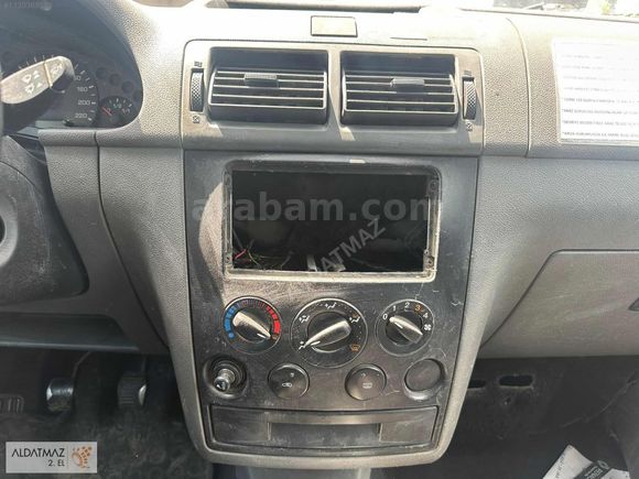 ALDATMAZ'DAN 2006 FORD CONNECT 1.8 TDCİ CAMLIVAN 4+1 90HP