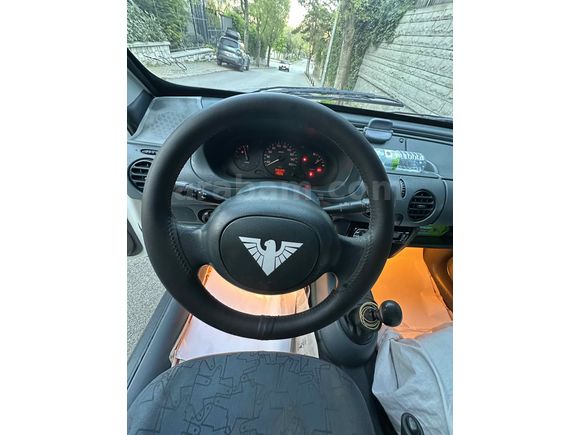 Sahibinden Renault Kangoo 1.9 D RN 2000 Model 
