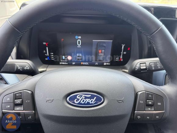 AKOTO FORD 2.ELDEN 2025 FORD COURİER ACTİVE BENZİN OTOMATİK