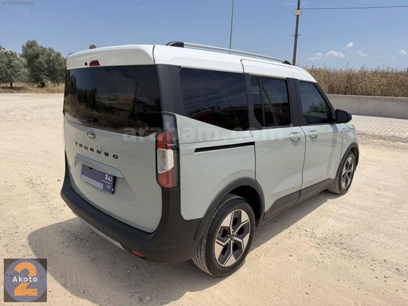 AKOTO FORD 2.ELDEN 2025 FORD COURİER ACTİVE BENZİN OTOMATİK