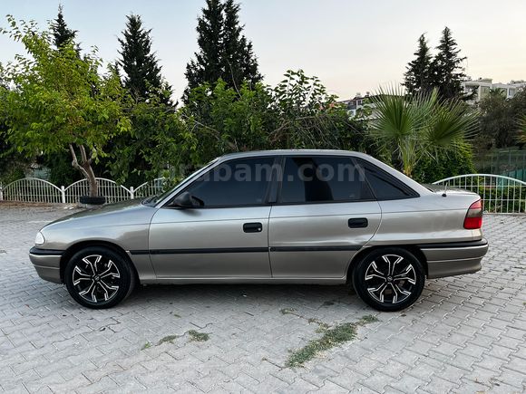 Sahibinden Opel Astra 1.6 GL 1996 Model Hatasız
