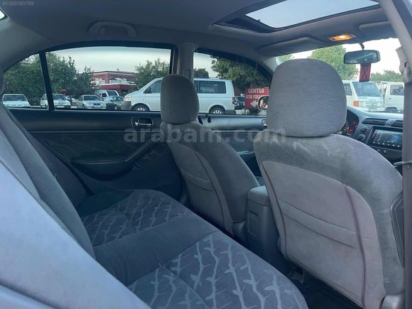 BARAJ AUTO'DAN HONDA CİVİC 1.6i VTEC LS