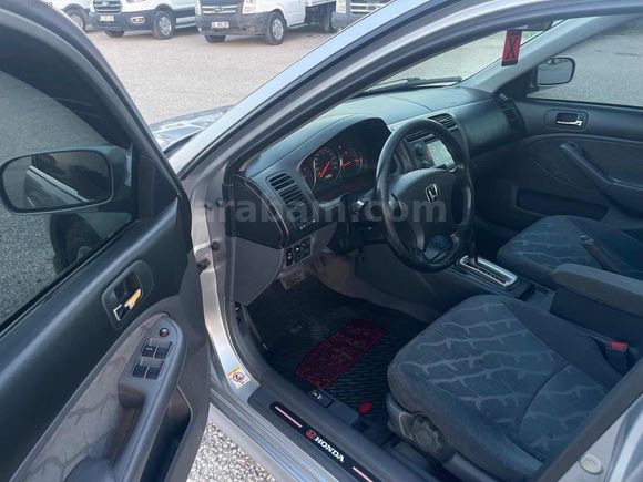 BARAJ AUTO'DAN HONDA CİVİC 1.6i VTEC LS