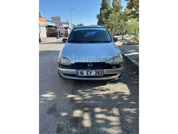 DÜŞÜK KM OPEL CORSA