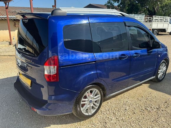 2014 Ford Courier 1.6 titanium 167.000km de