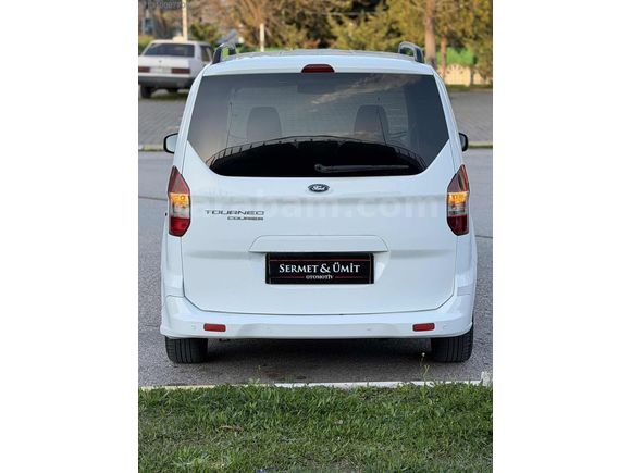 2017 COURİER 1,6TDCİ TİTANYUM OTOMOBİL RUHSATLI
