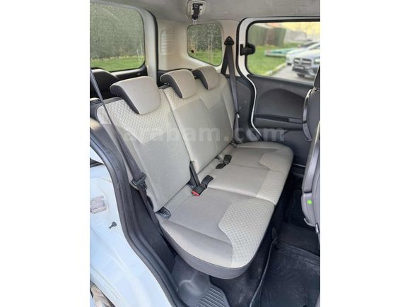 2017 COURİER 1,6TDCİ TİTANYUM OTOMOBİL RUHSATLI