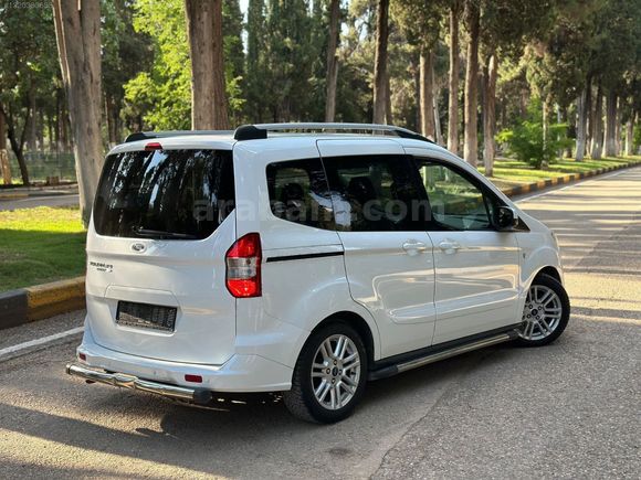 ECEMİR AUTO'DAN 2016 FORD COURİER 1.6 DİZEL TİTANİUM 145 BİN KM
