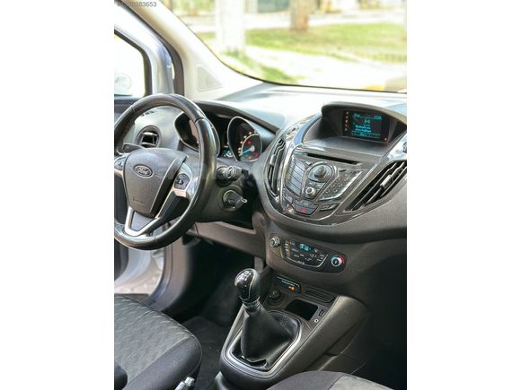 ECEMİR AUTO'DAN 2016 FORD COURİER 1.6 DİZEL TİTANİUM 145 BİN KM