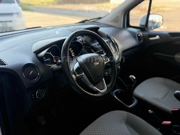 'AHMETOĞLU MOTORS' FORD COURİER TİTANİUM 2016 209.*** KM