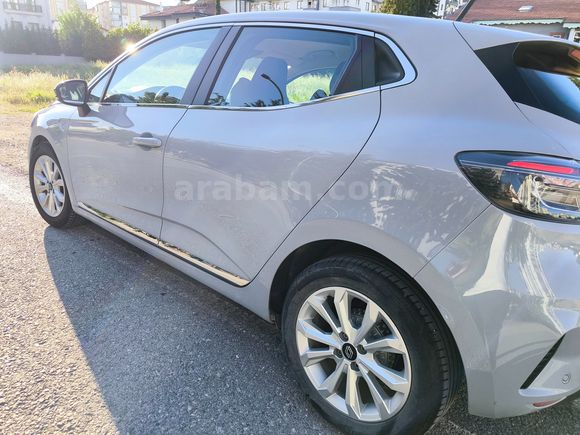 2024 RENAULT CLIO HATASIZ-BOYASIZ-DEĞİŞENSİZ GSR2