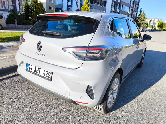 2024 RENAULT CLIO HATASIZ-BOYASIZ-DEĞİŞENSİZ GSR2