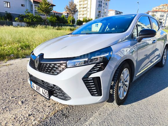 2024 RENAULT CLIO HATASIZ-BOYASIZ-DEĞİŞENSİZ GSR2