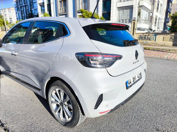 2024 RENAULT CLIO HATASIZ-BOYASIZ-DEĞİŞENSİZ GSR2