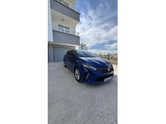 Sahibinden Renault Clio 1.0 TCe Evolution 2024 Model Karaman 24.000 km Mavi (metalik)