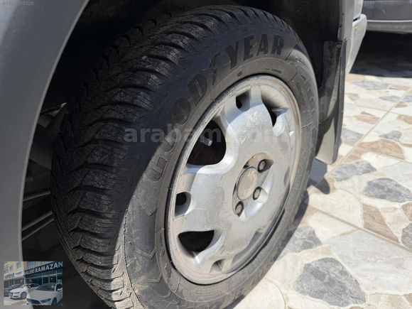 2009 FORD CORNET 75 LİK DELUXE CİFT SÜRGÜ YENİ GÖĞÜS