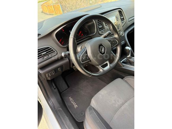 Sahibinden Renault Megane 1.5 Blue DCI Joy 2021 Model 
