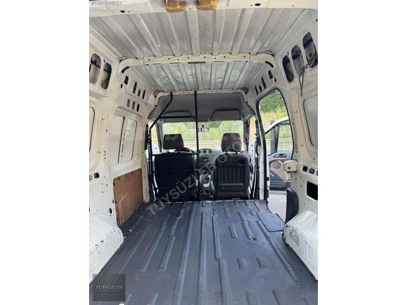 Tamamına Kredi İmkanı 2013 Ford Connect T230L Van 253bin km