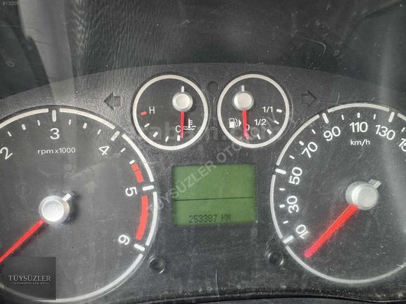 Tamamına Kredi İmkanı 2013 Ford Connect T230L Van 253bin km