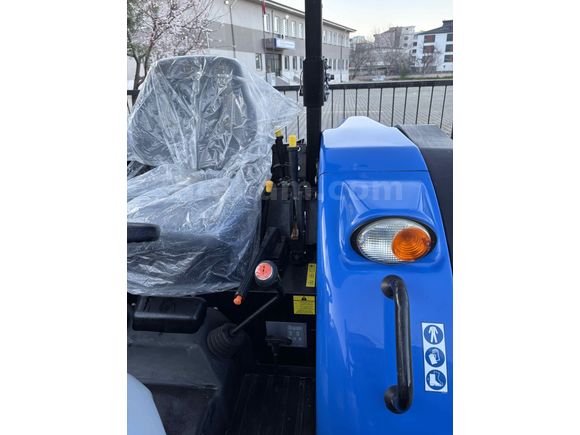 Güven Galeriden New Holland TT55 