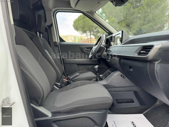 2024 FORD TRANSİT COURİER BOYASIZ DEĞİŞENSİZ TRAMERSİZ