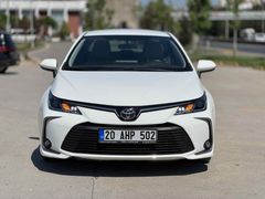  Toyota Corolla 1.5 Dream 2022 Model