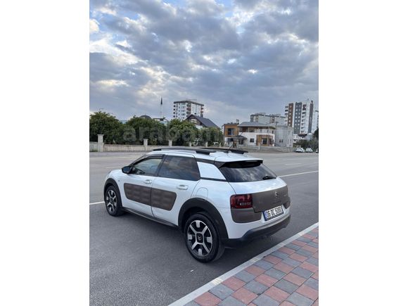 Sahibinden Citroen C4 Cactus 1.6 e-HDi Shine 2015 Model 