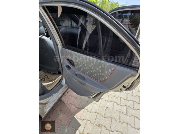 Değişensiz hatasız ayarında Tertemiz Hyundai Accent 1.3 Admire