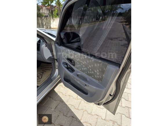 Değişensiz hatasız ayarında Tertemiz Hyundai Accent 1.3 Admire